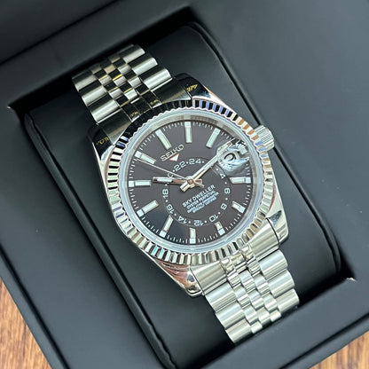 Siekojust | Black Skydweller