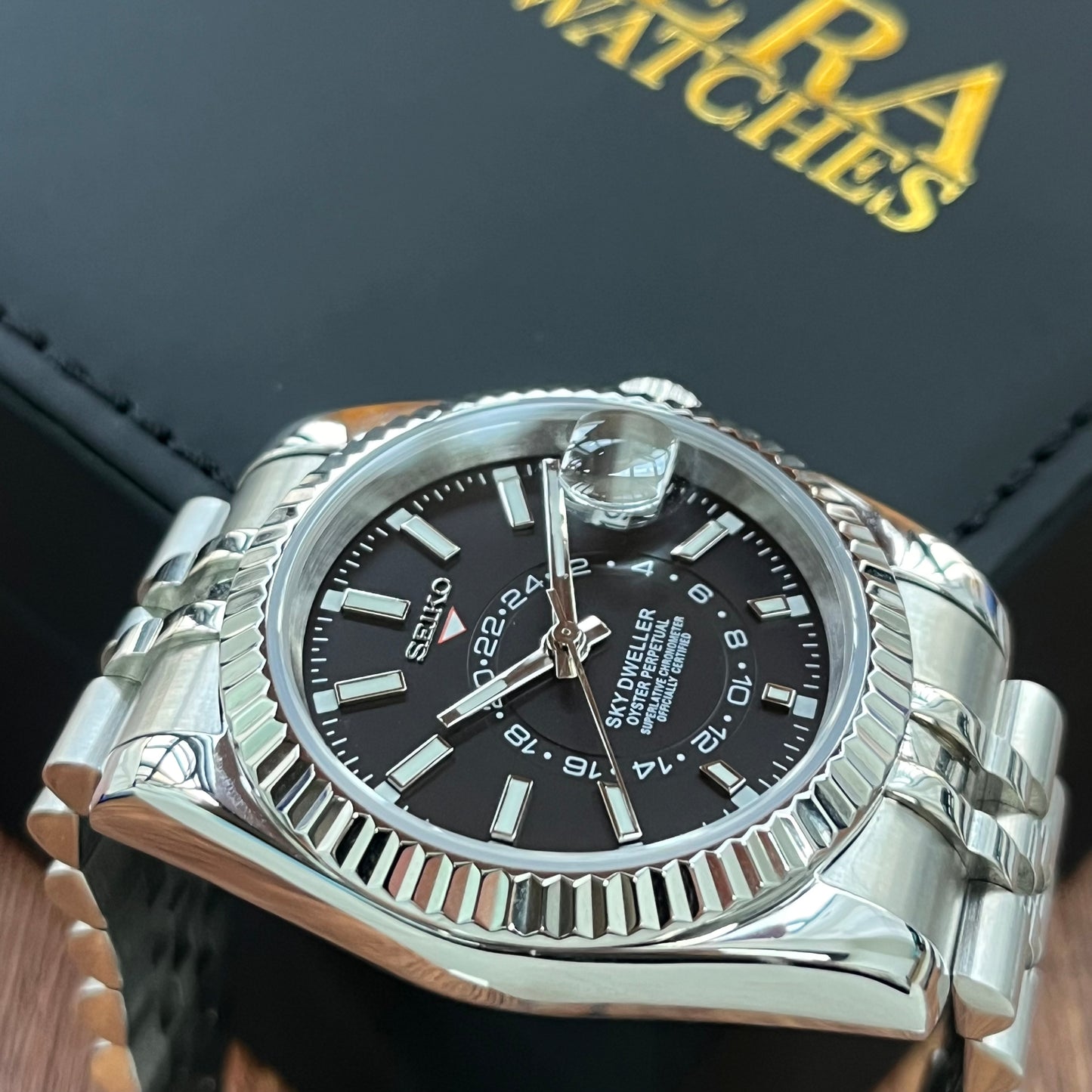 Siekojust | Black Skydweller