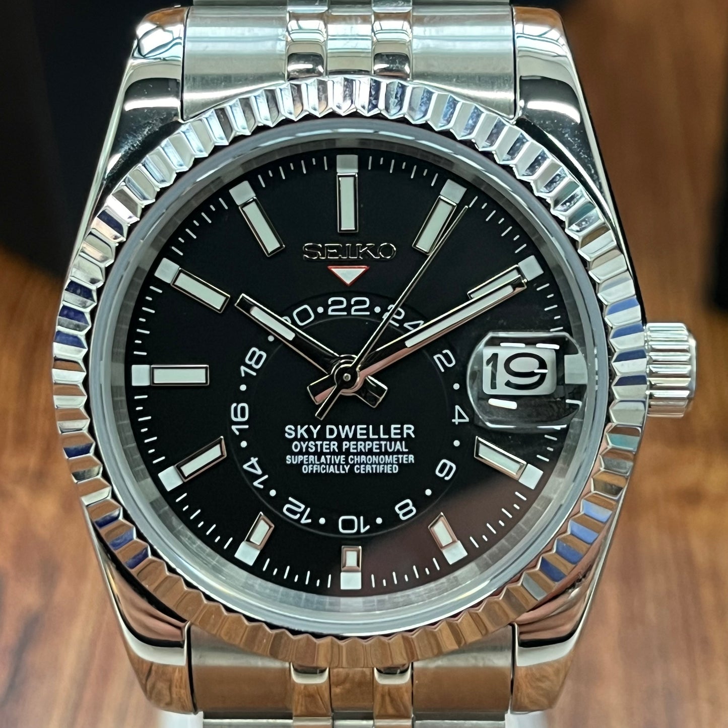 Siekojust | Black Skydweller