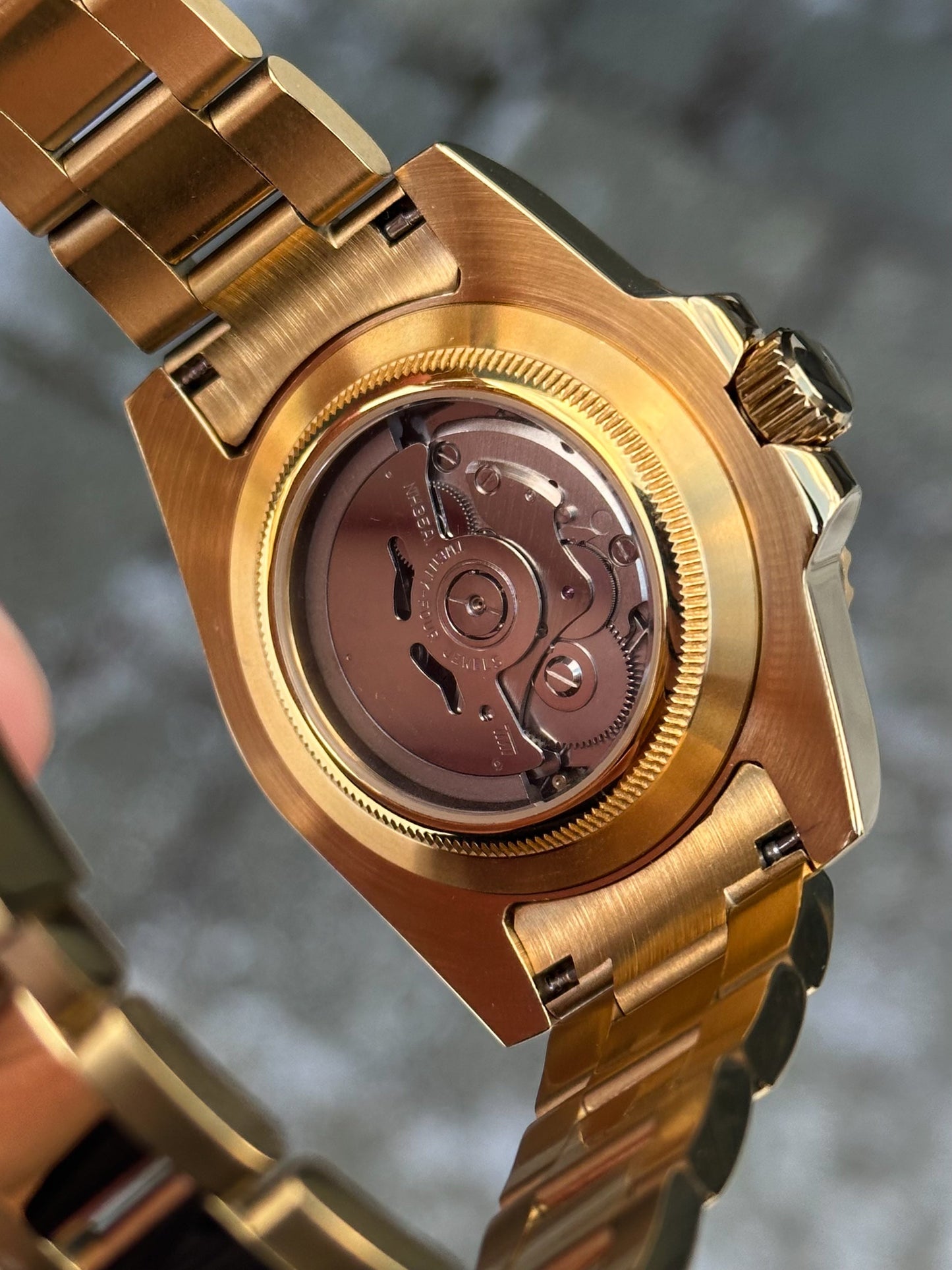 Gmteiko  |  Gold