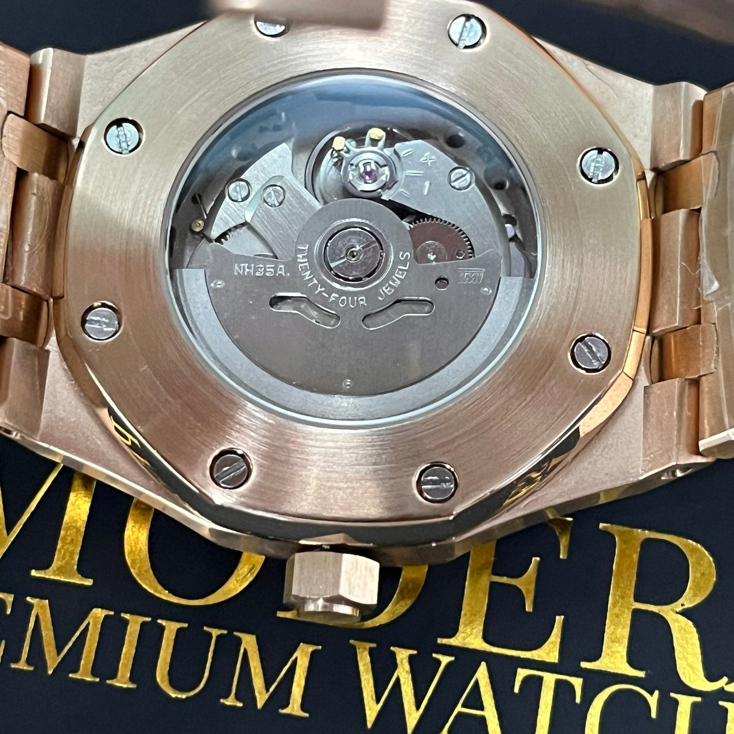 Royal Seikoak  I  Rose Gold light Ice Blue