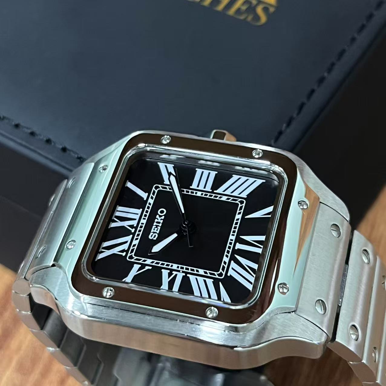 Santeiko | Silver Black