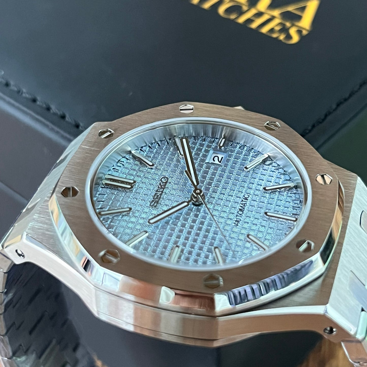 Royal Seikoak | light Ice Blue
