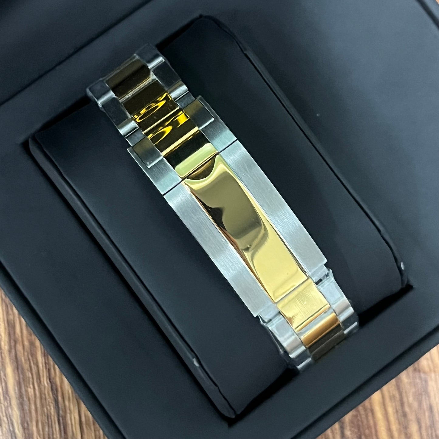 Sietona | Two Tone