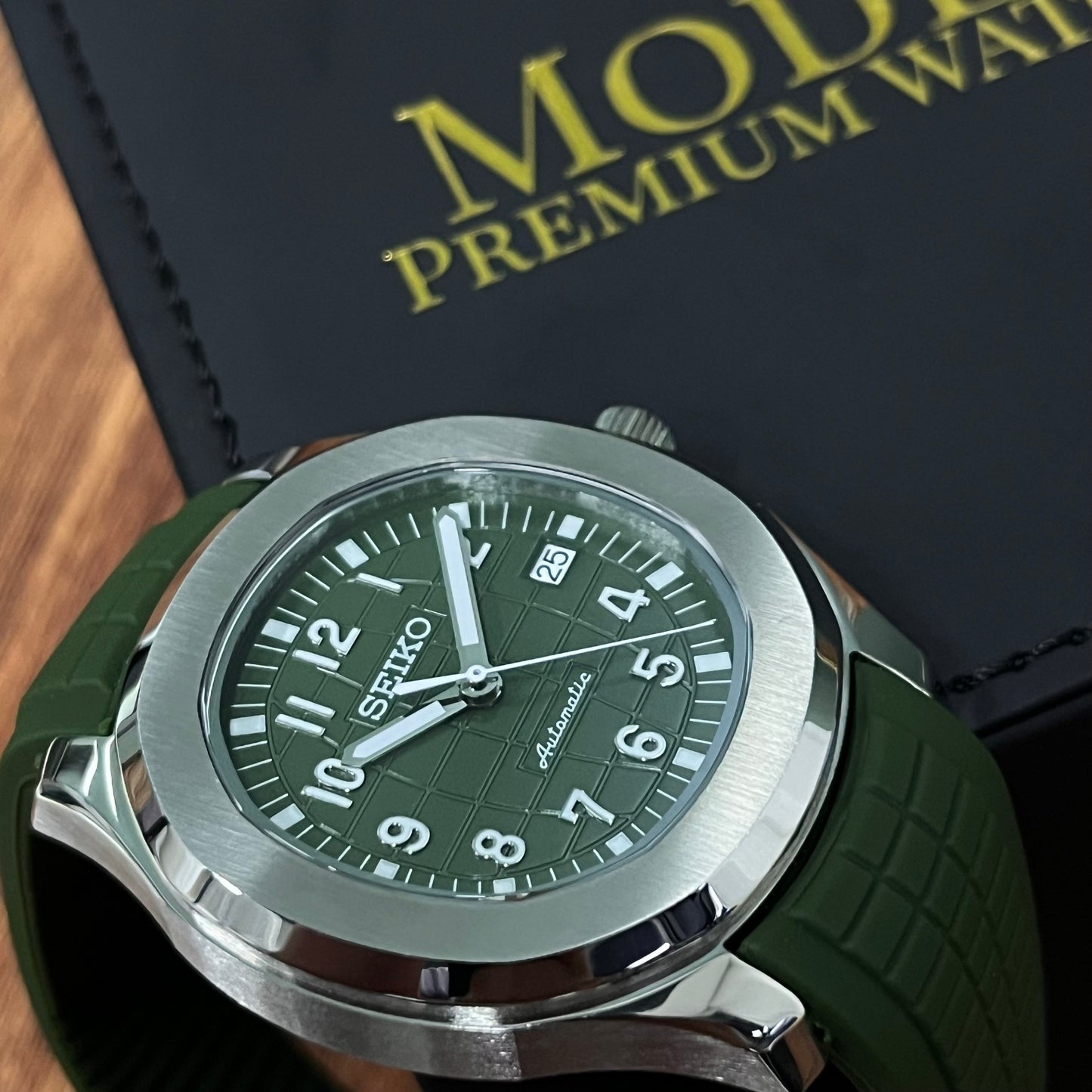 Seikonaut  I  Green